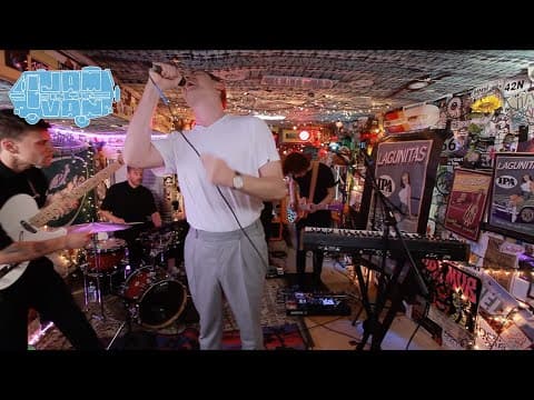 HER - Five Minutes - Live at JITWVHQ